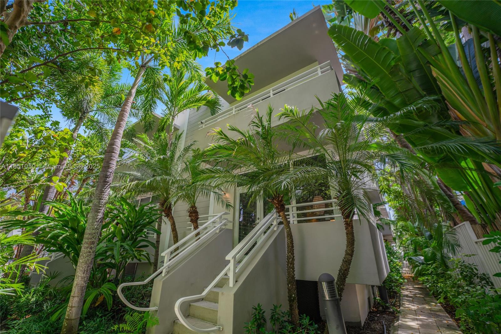 619 Meridian Ave 2