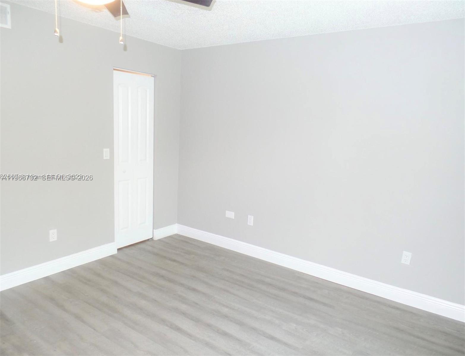 ROYAL POINCIANA CONDO - Residential Lease