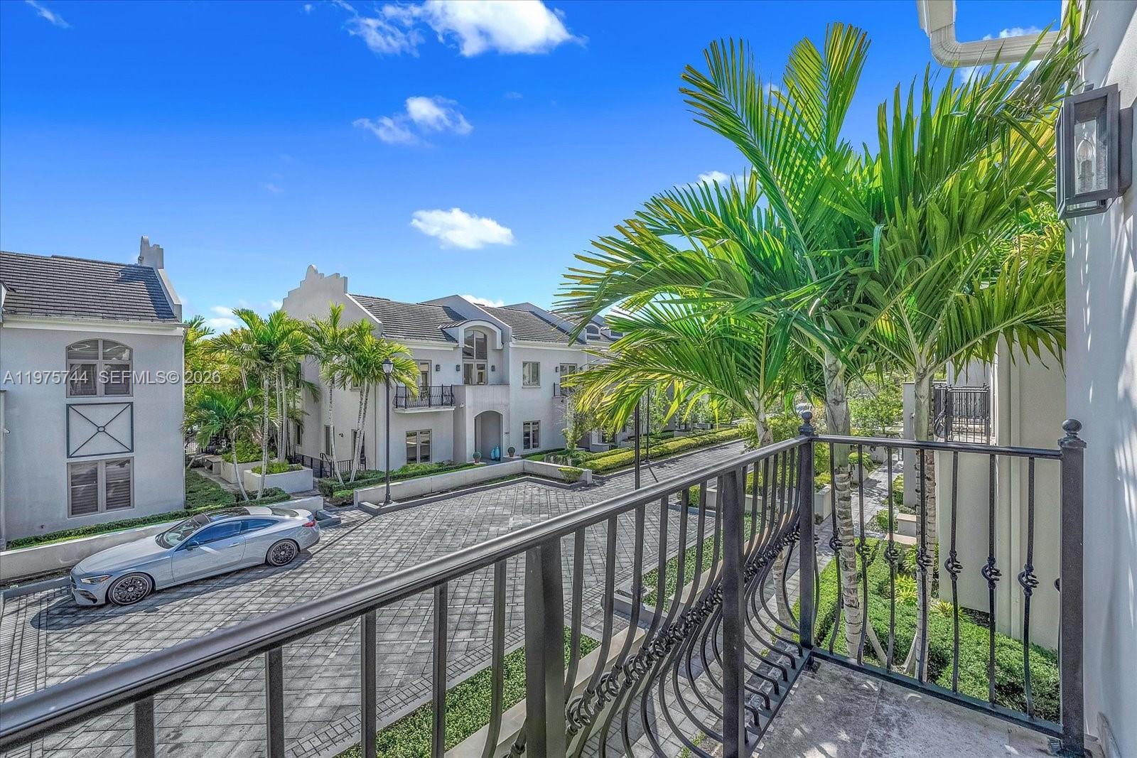 OAK LANE - Residential