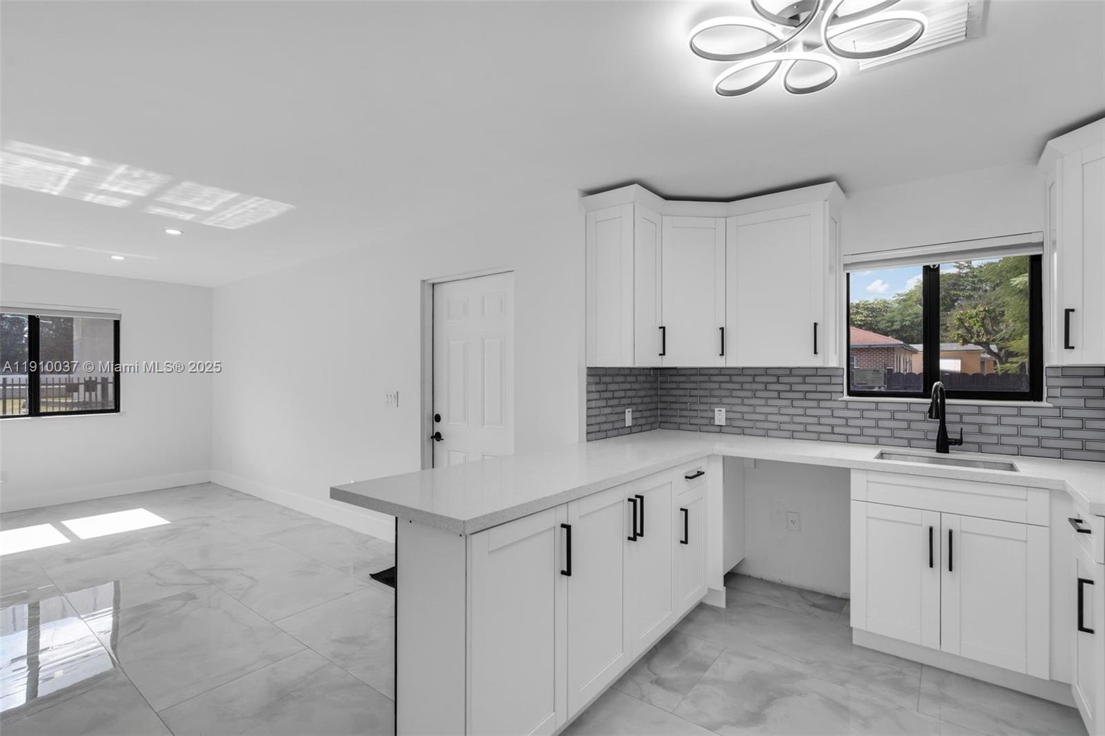 CORDOVA PARK - Residential