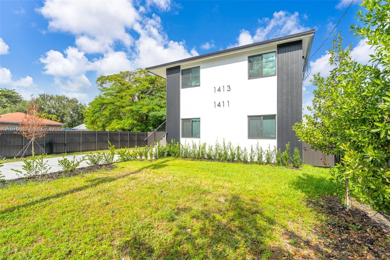 CORDOVA PARK - Residential