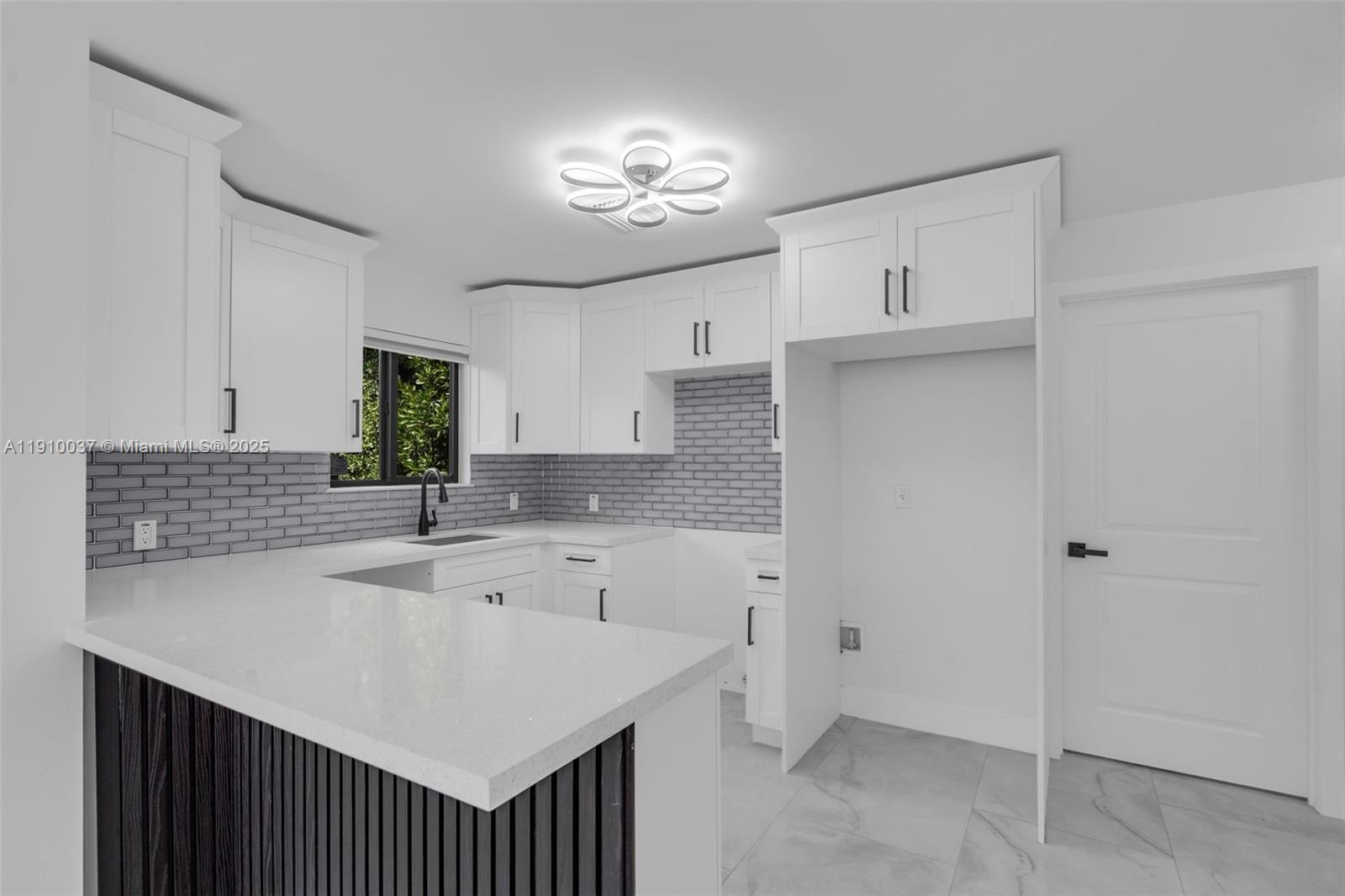 CORDOVA PARK - Residential