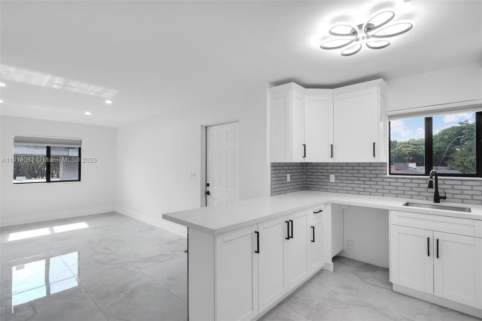 CORDOVA PARK - Residential