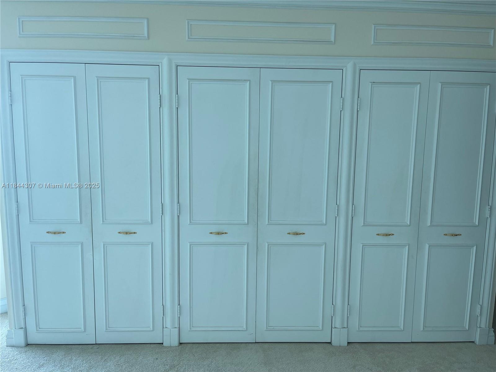 CAPOBELLA CONDOMINIUM - Residential