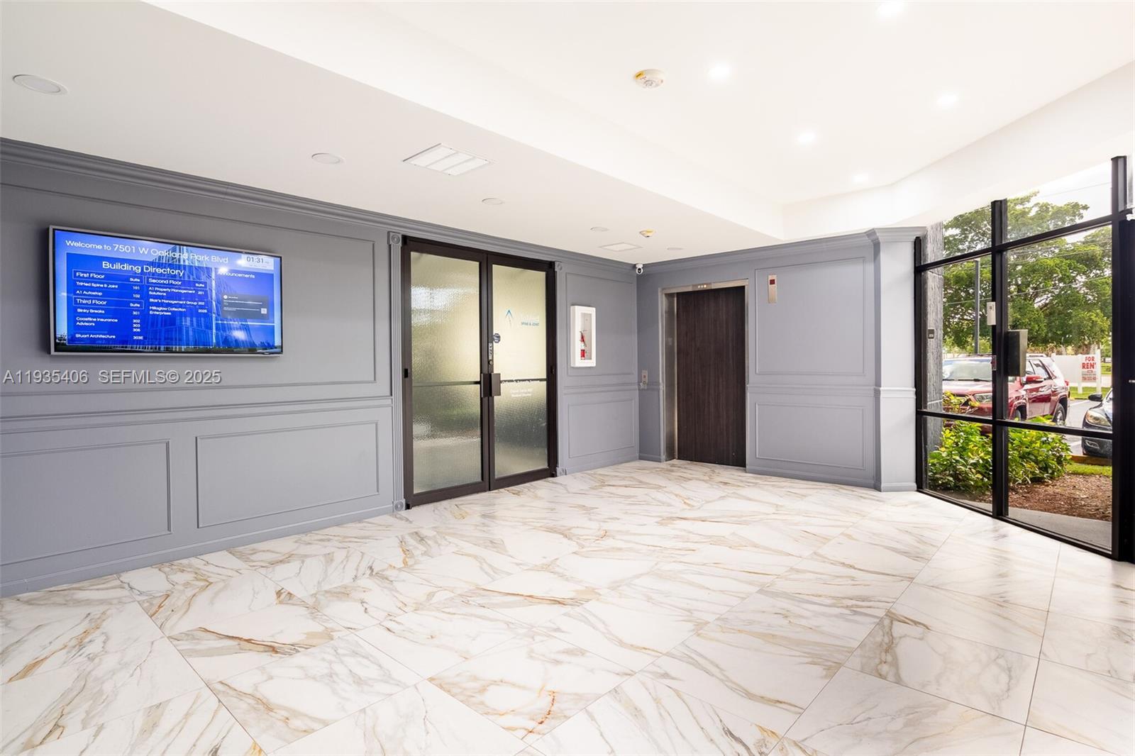 7501 W Oakland Park Blvd