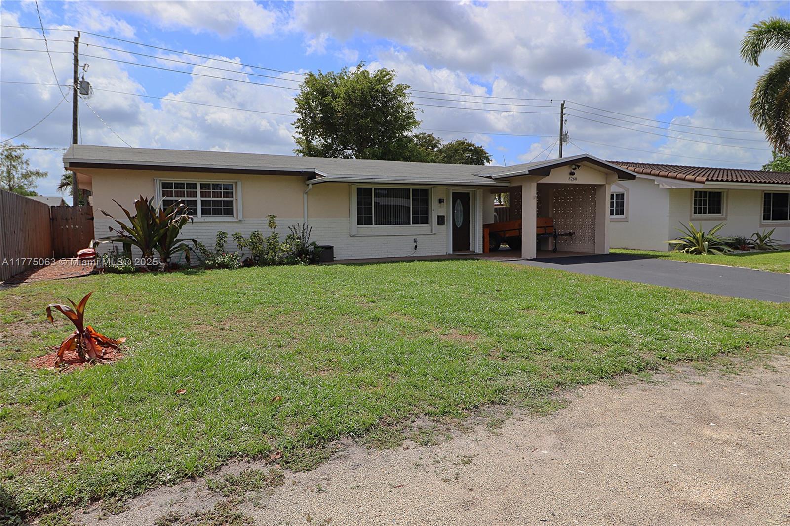 8260 NW 16th St