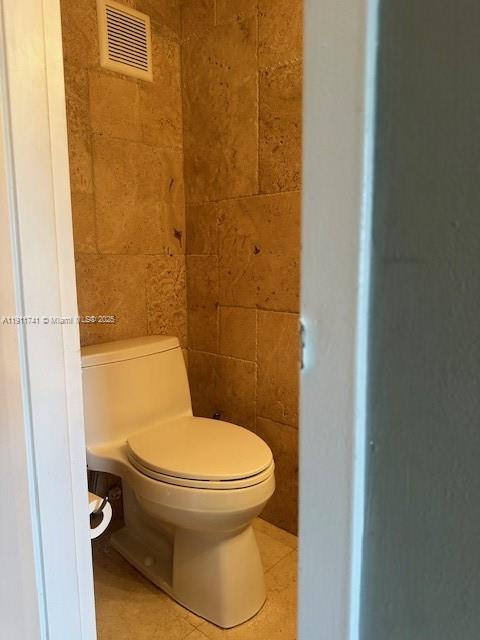 TOWNE ROYALE CONDO - Residential