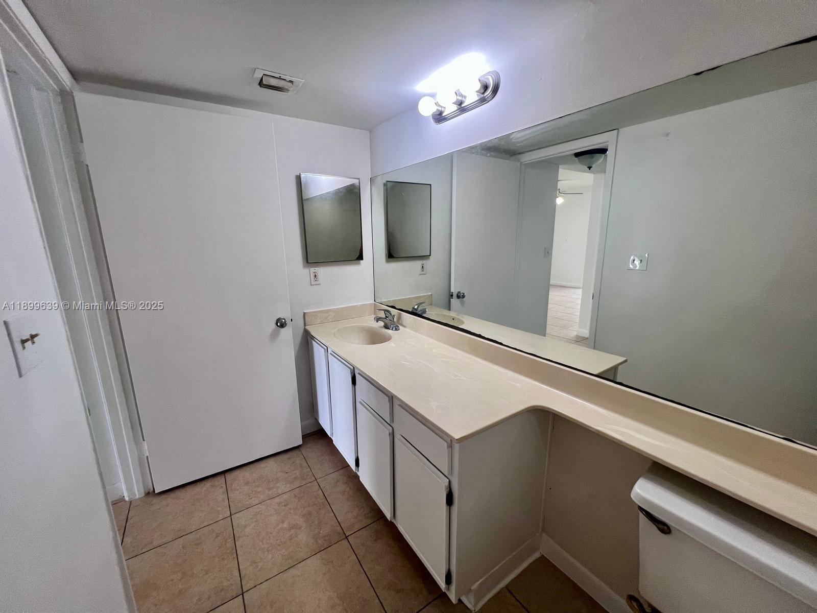 SUN VISTA GARDENS CONDO - Residential Lease