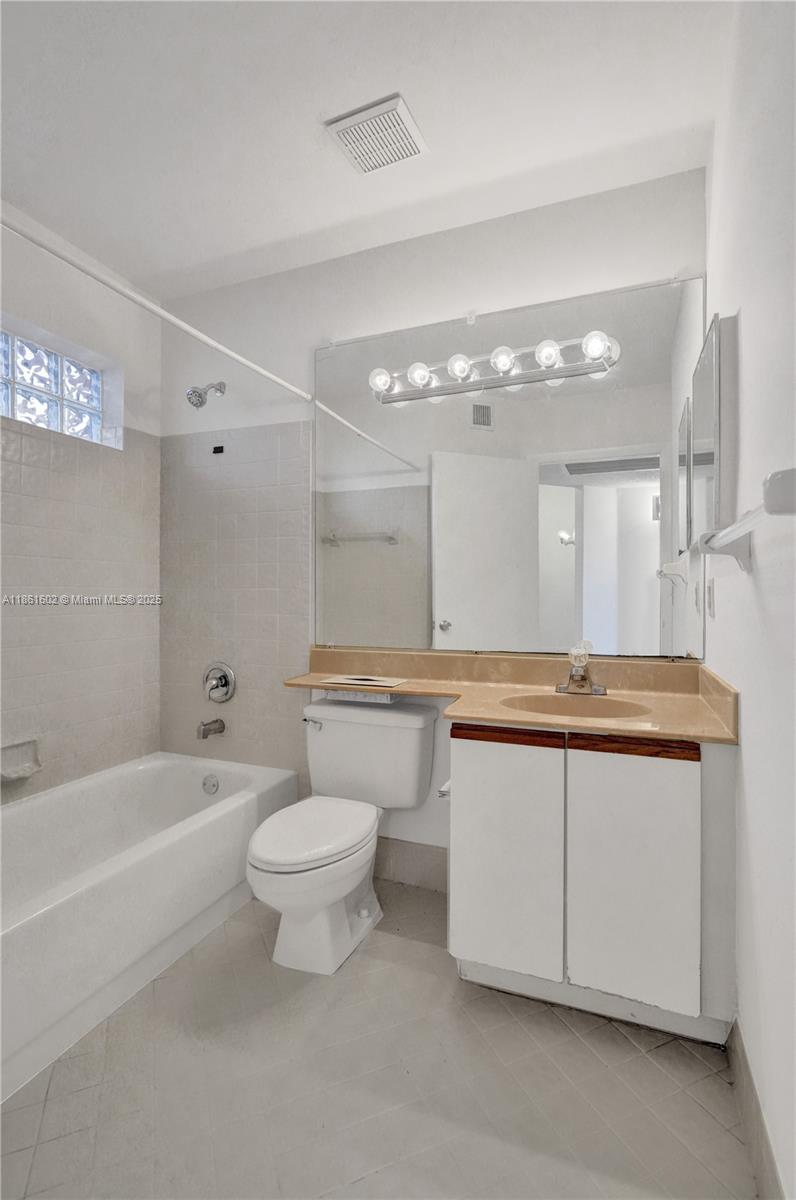 OPTIMA VILLAGE I-C CONDO - Residential