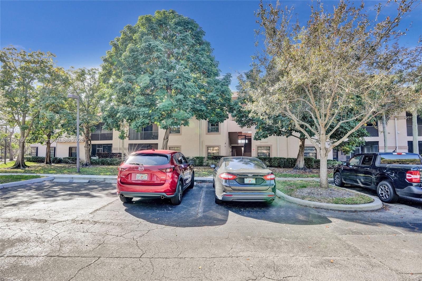 10690 NW 14th St 128
