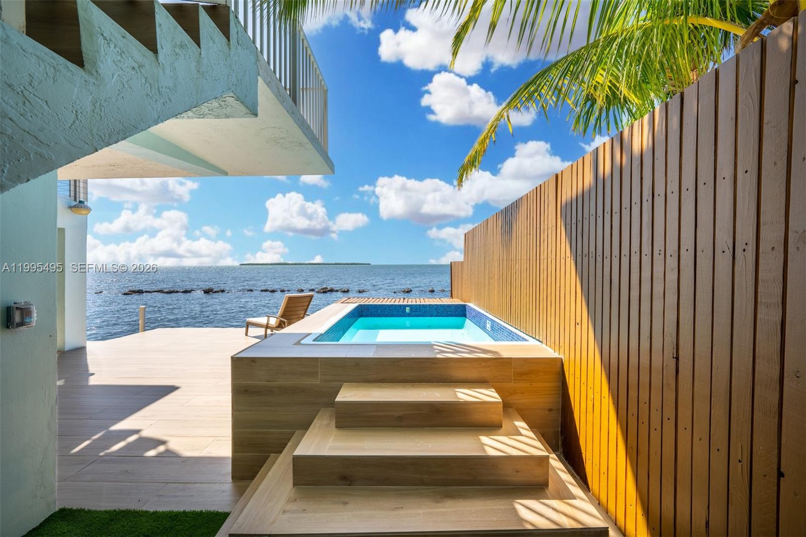 TAVERNIER OCEAN SHORES - Residential