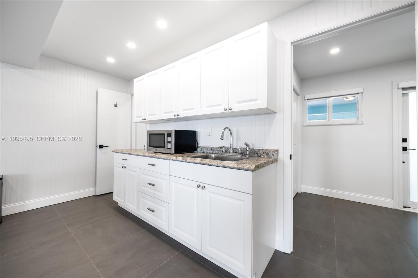 TAVERNIER OCEAN SHORES - Residential