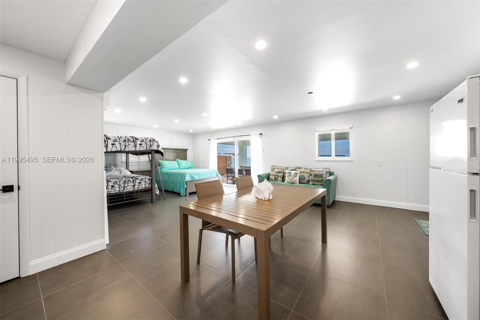 TAVERNIER OCEAN SHORES - Residential