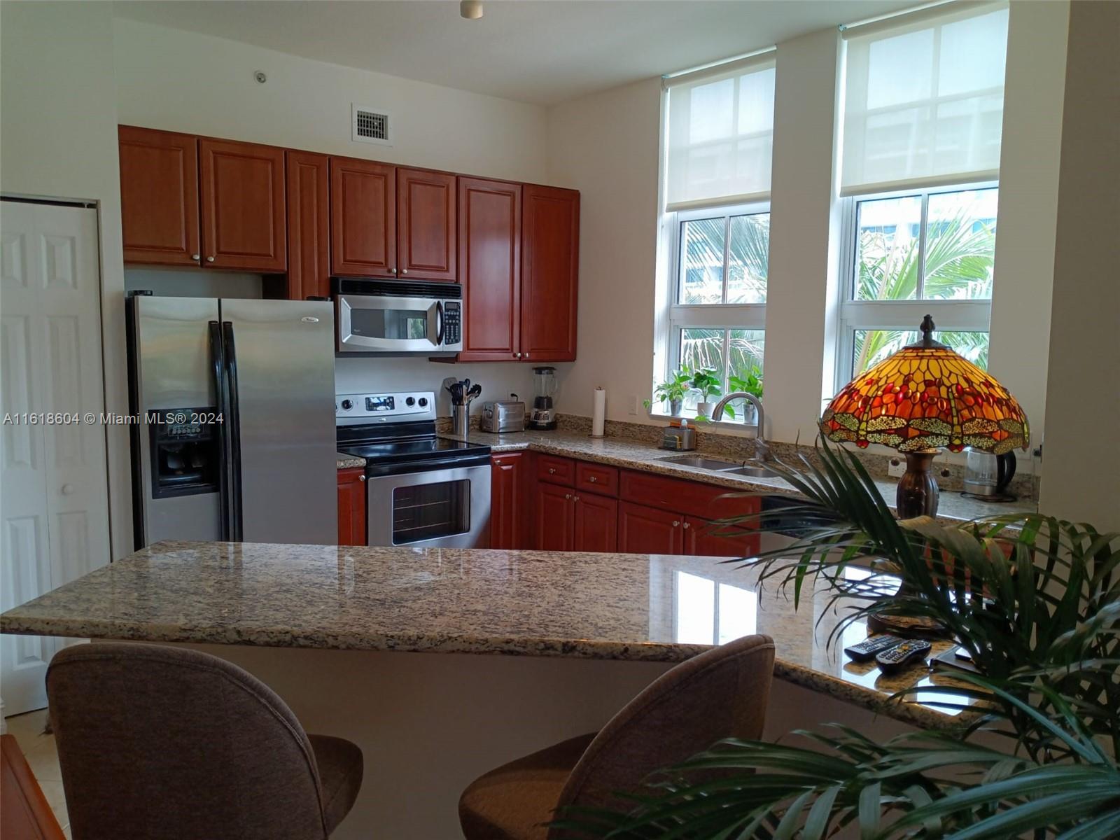 3001 NE 185th St 311