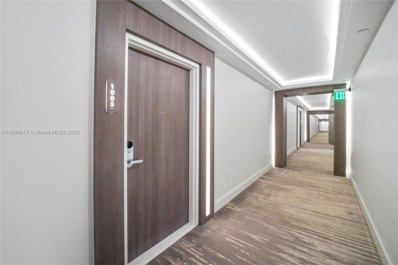 RONEY PALACE CONDO - Residential