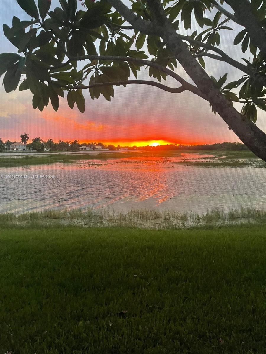 SECTORS 3 & 4 BOUNDARY PL - Residential Lease