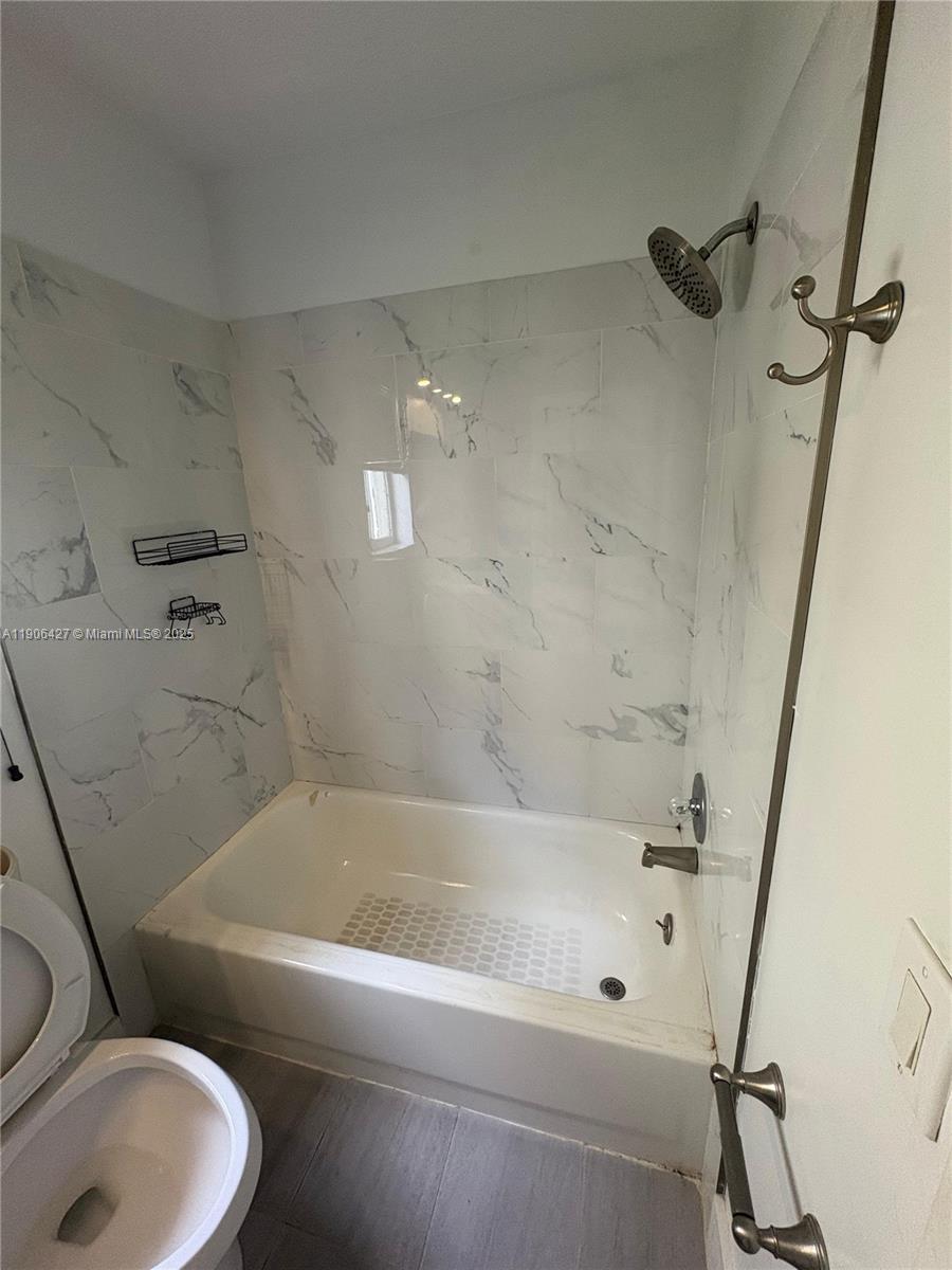 SECTORS 3 & 4 BOUNDARY PL - Residential Lease