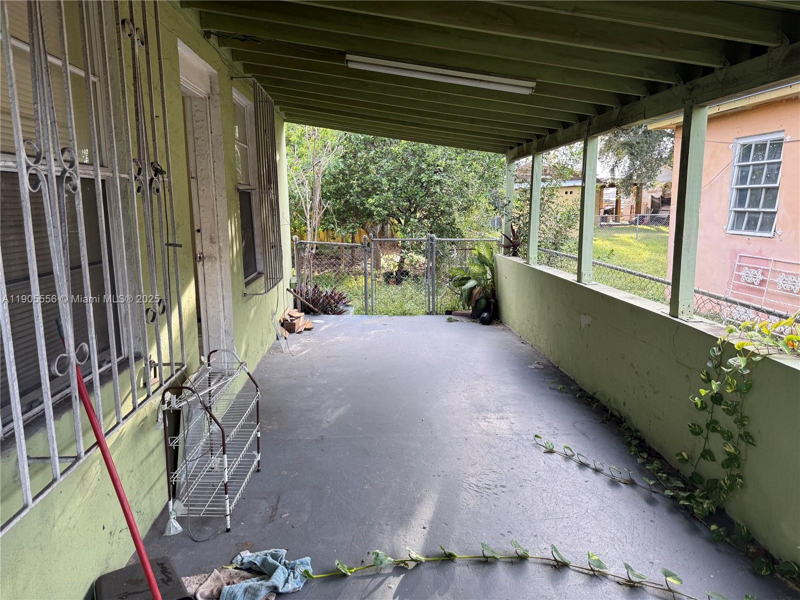 BROADMOOR MANOR - Residential