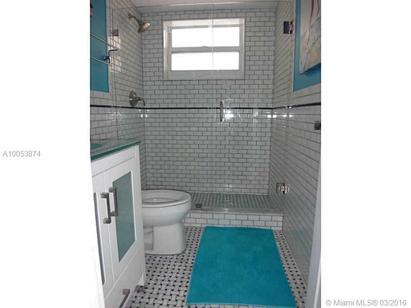 COLLINS TOWERS CONDO - Residential Lease