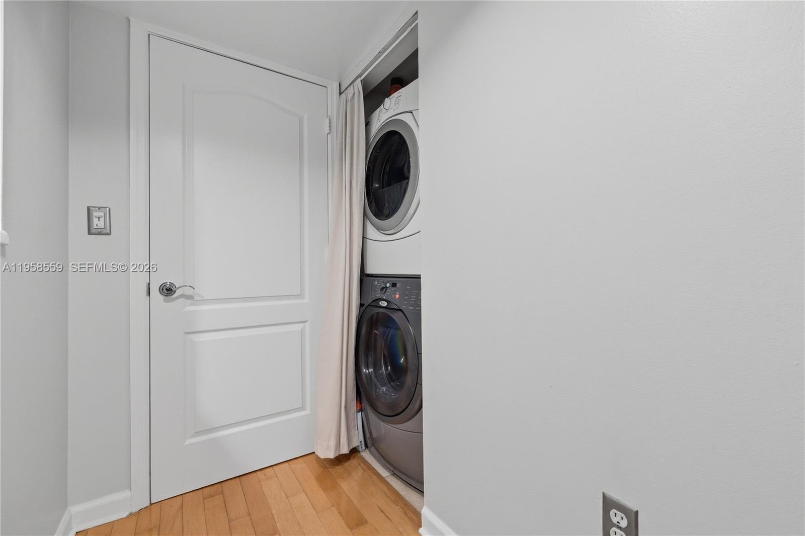 ARMITAGE PLACE NO 3 CONDO - Residential Lease