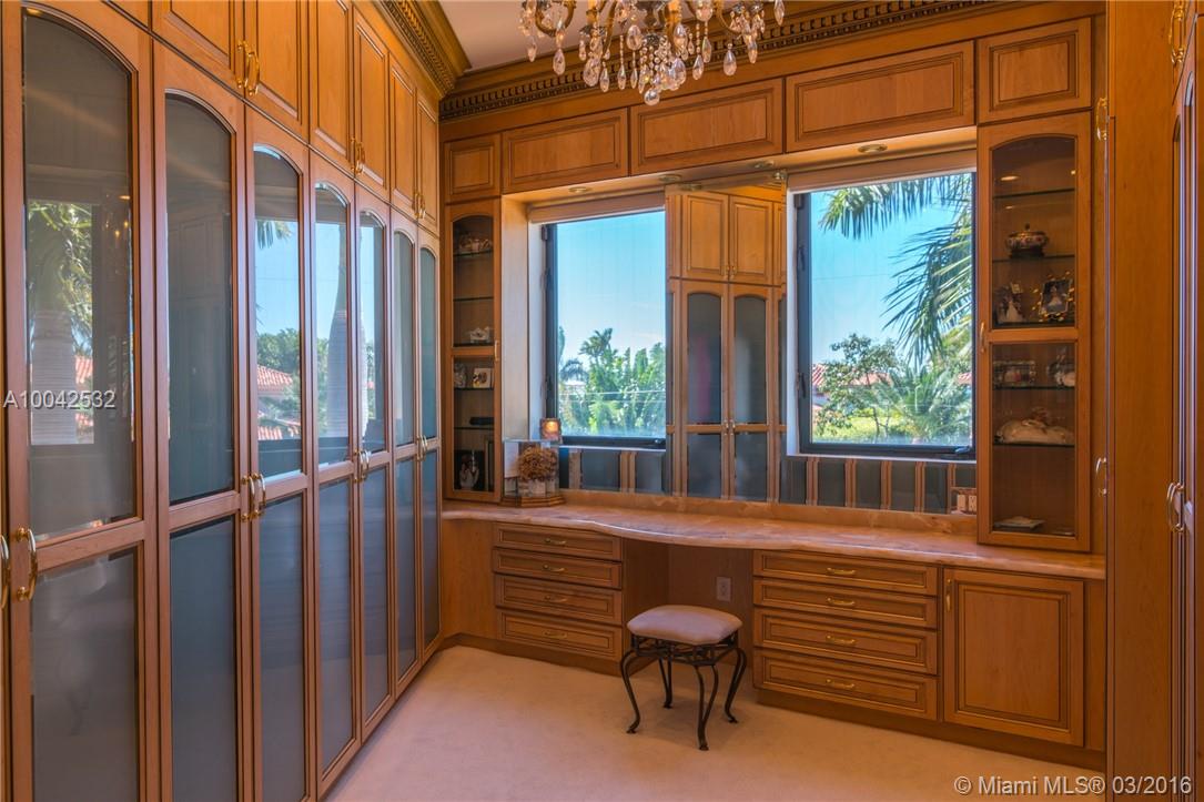 Bay Harbor Island - Residential