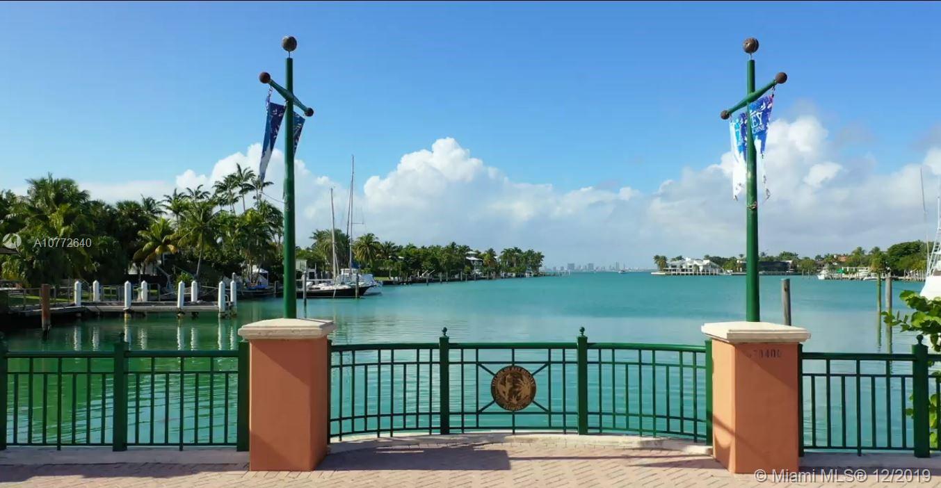 MASHTA ISLAND A REPLAT OF - Land