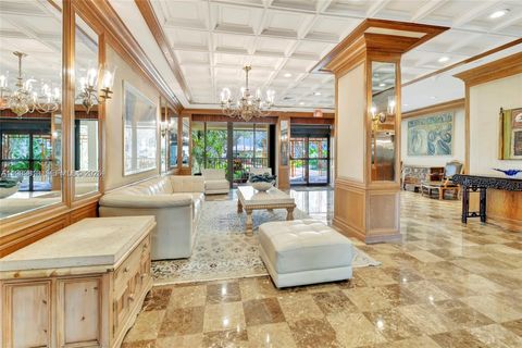 11111 Biscayne Blvd 8F Miami FL 33181