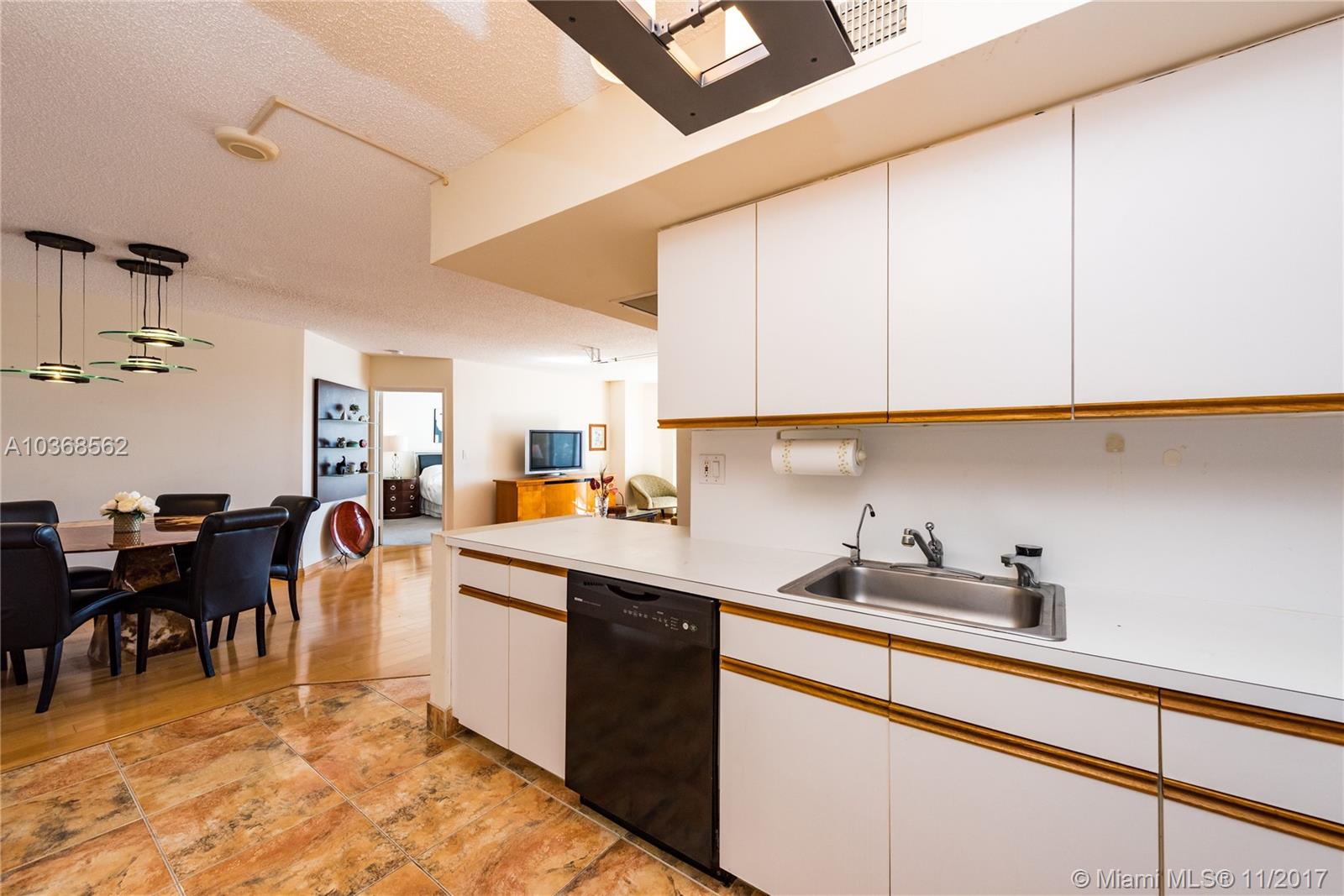 MYSTIC POINTE CONDO NO TH - Residential