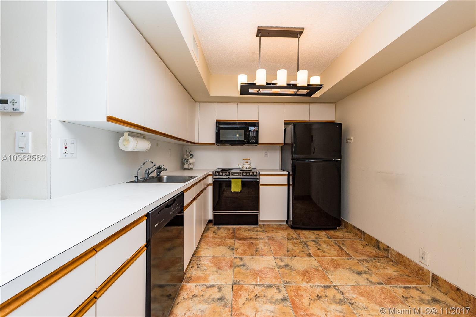MYSTIC POINTE CONDO NO TH - Residential