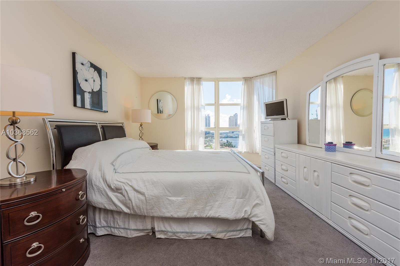 MYSTIC POINTE CONDO NO TH - Residential