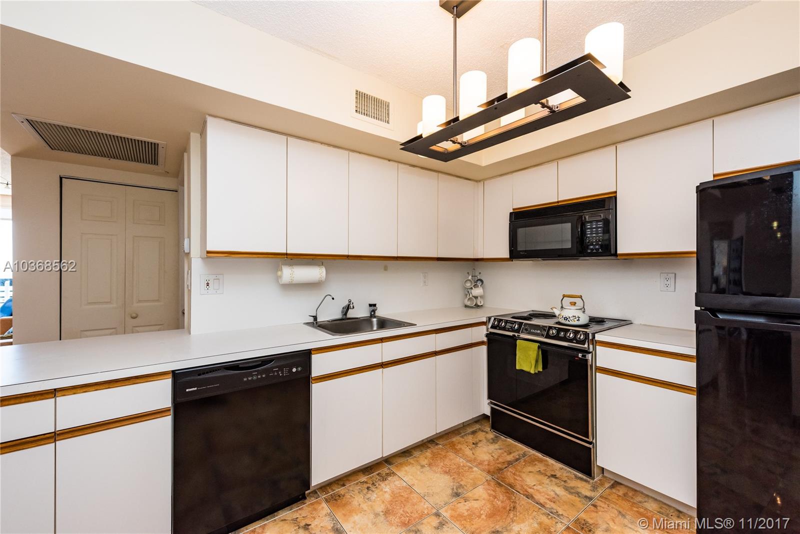 MYSTIC POINTE CONDO NO TH - Residential
