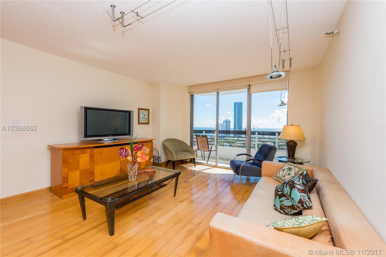 MYSTIC POINTE CONDO NO TH - Residential
