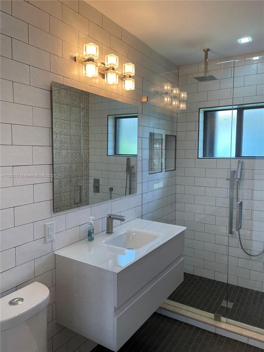 ALTOS DEL MAR NO 5 - Residential