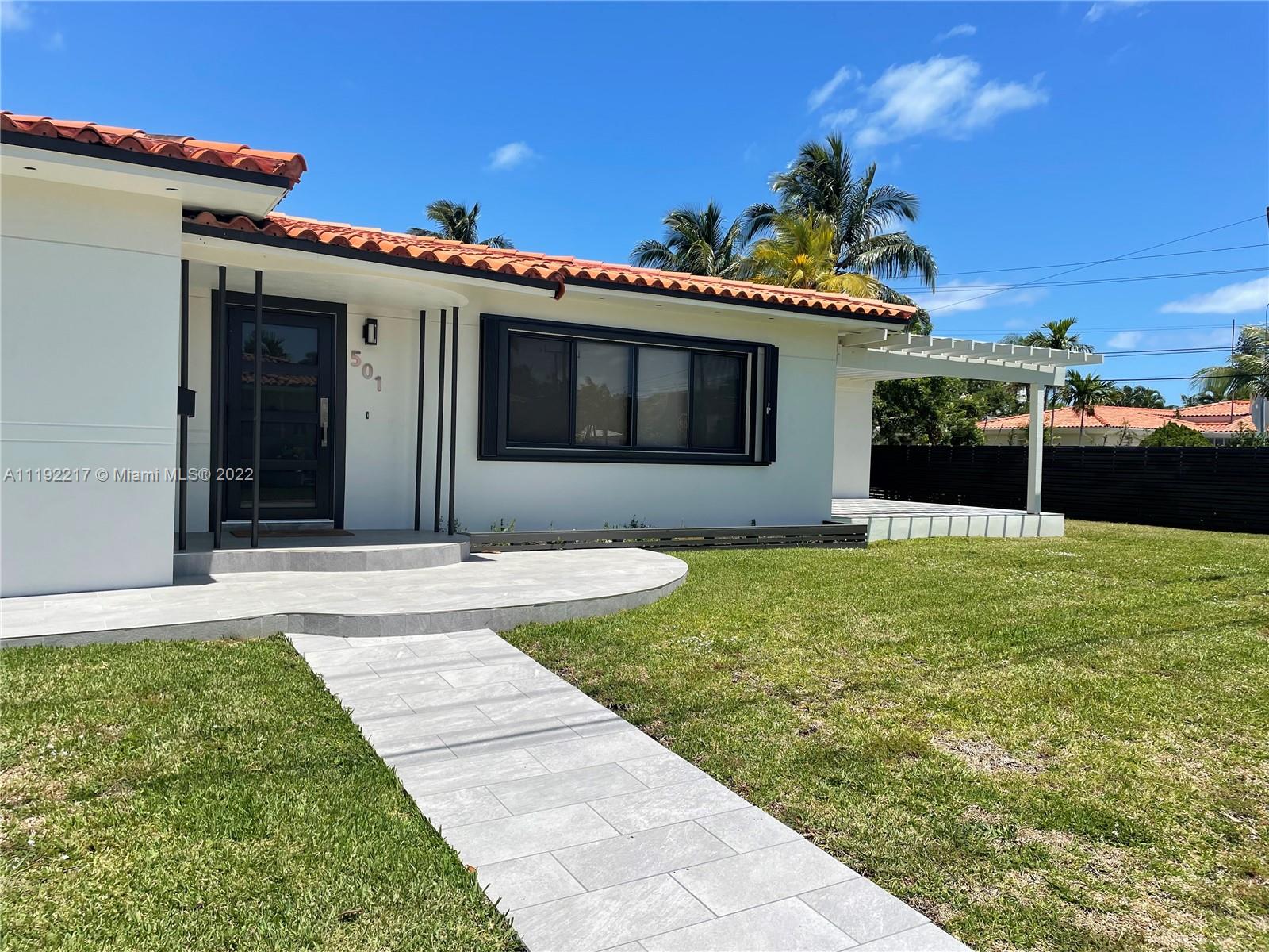 ALTOS DEL MAR NO 5 - Residential