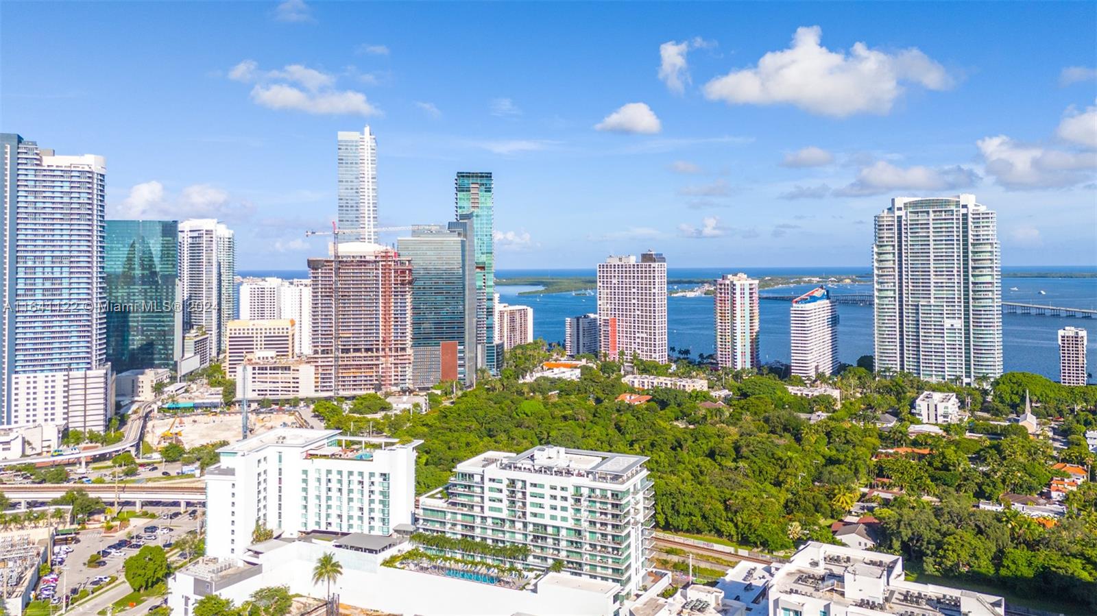 LE PARC AT BRICKELL CONDO - Residential
