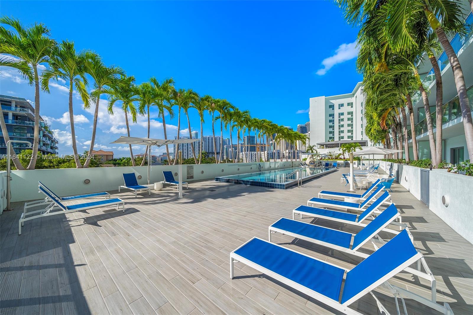 LE PARC AT BRICKELL CONDO - Residential