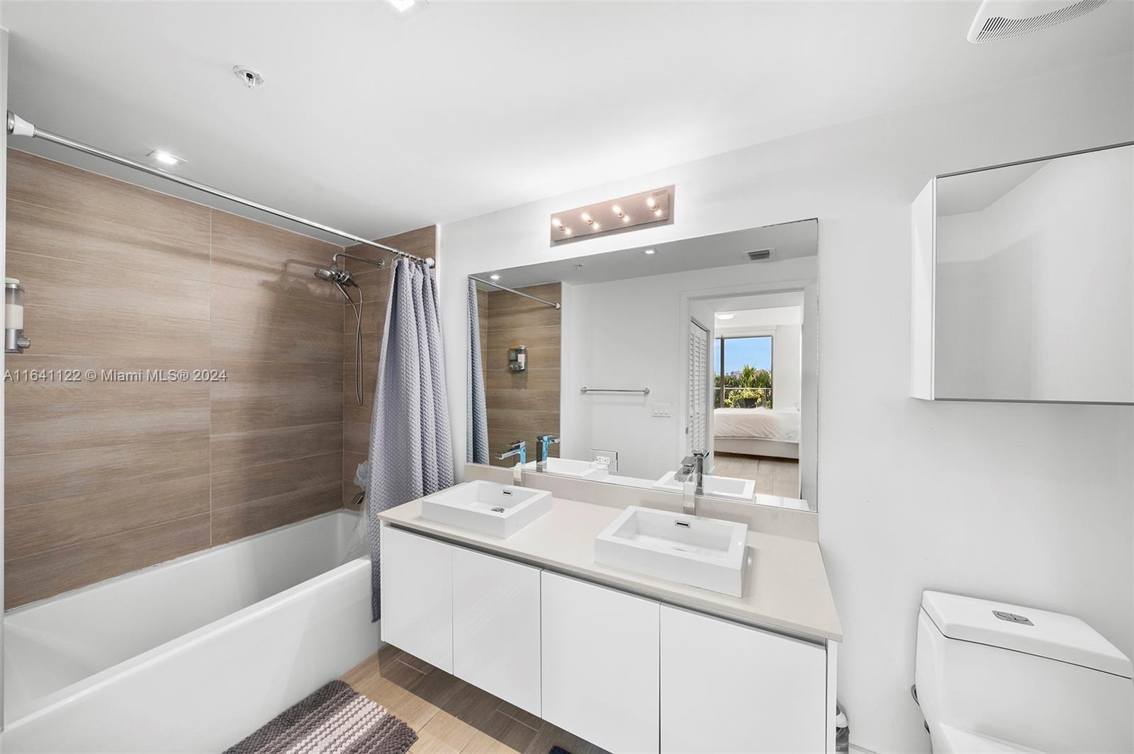 LE PARC AT BRICKELL CONDO - Residential