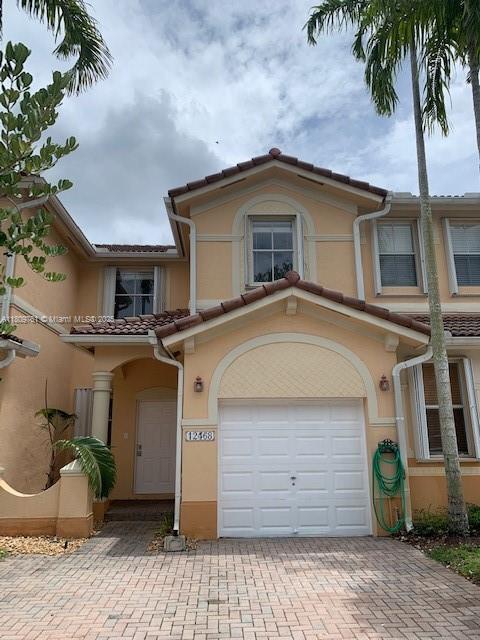 12468 Sw 121st Ln, Miami, Broward County, Florida - 3 Bedrooms  
3 Bathrooms - 