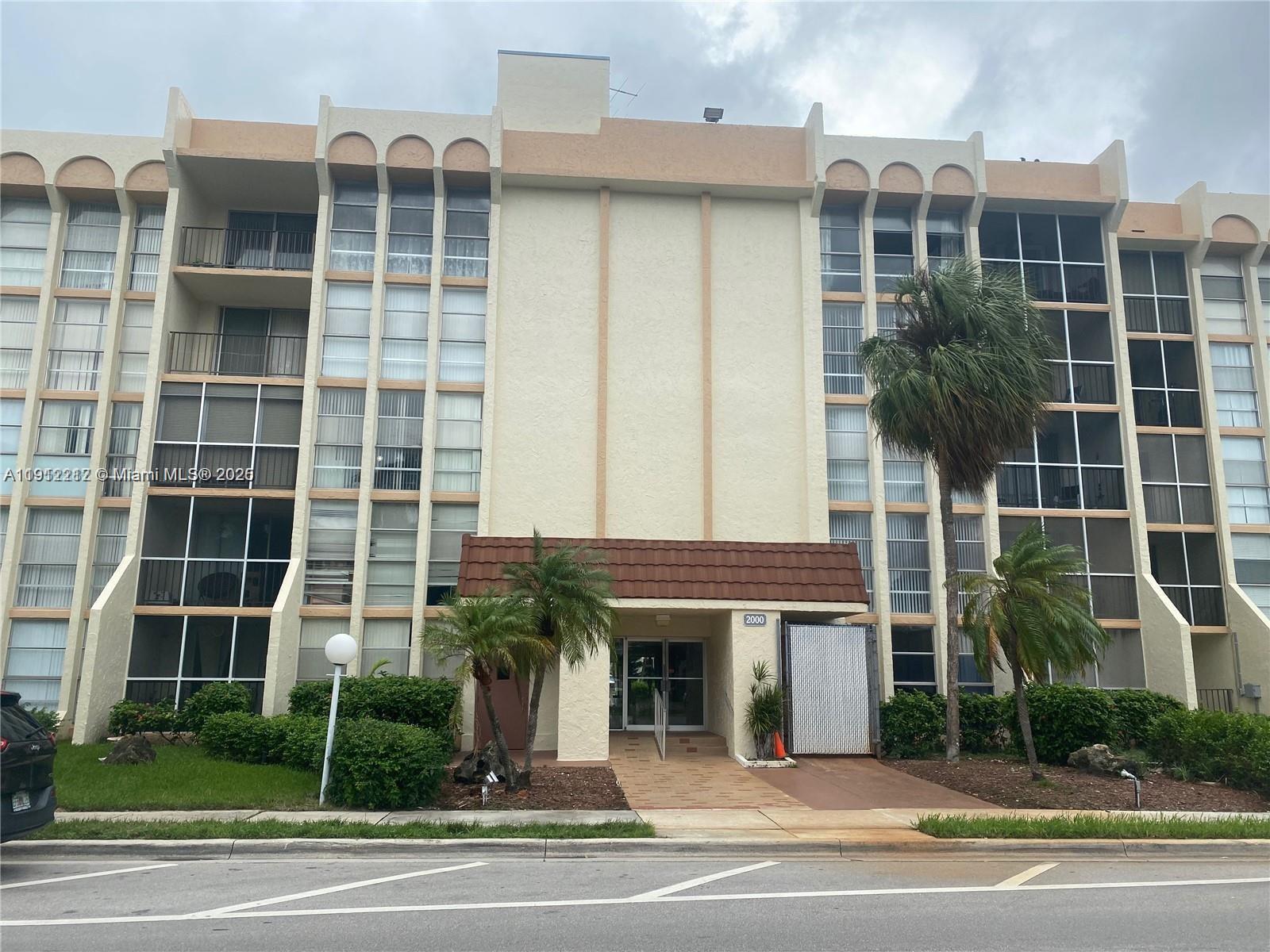 DESOTO PARK CONDO - Residential Lease