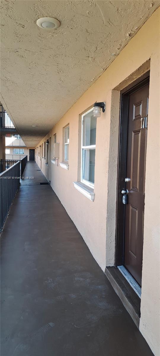 LAS VILLAS SEGOVIA CONDO - Residential Lease