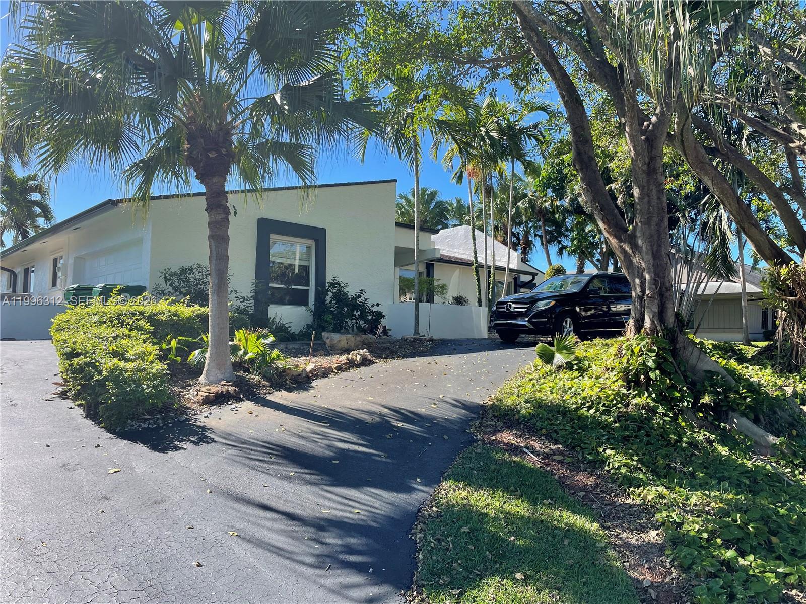 BRIARWOOD ESTATES 1ST ADD - Residential Lease