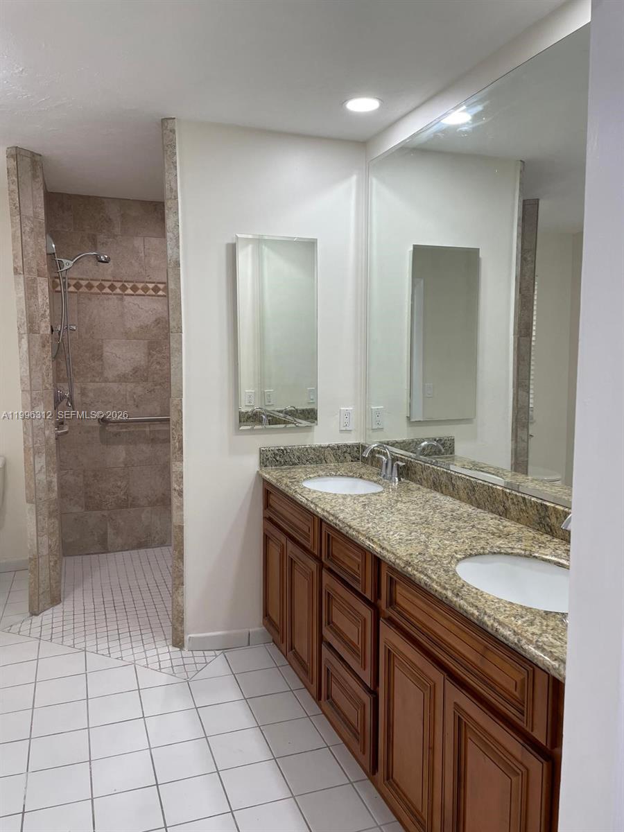 BRIARWOOD ESTATES 1ST ADD - Residential Lease