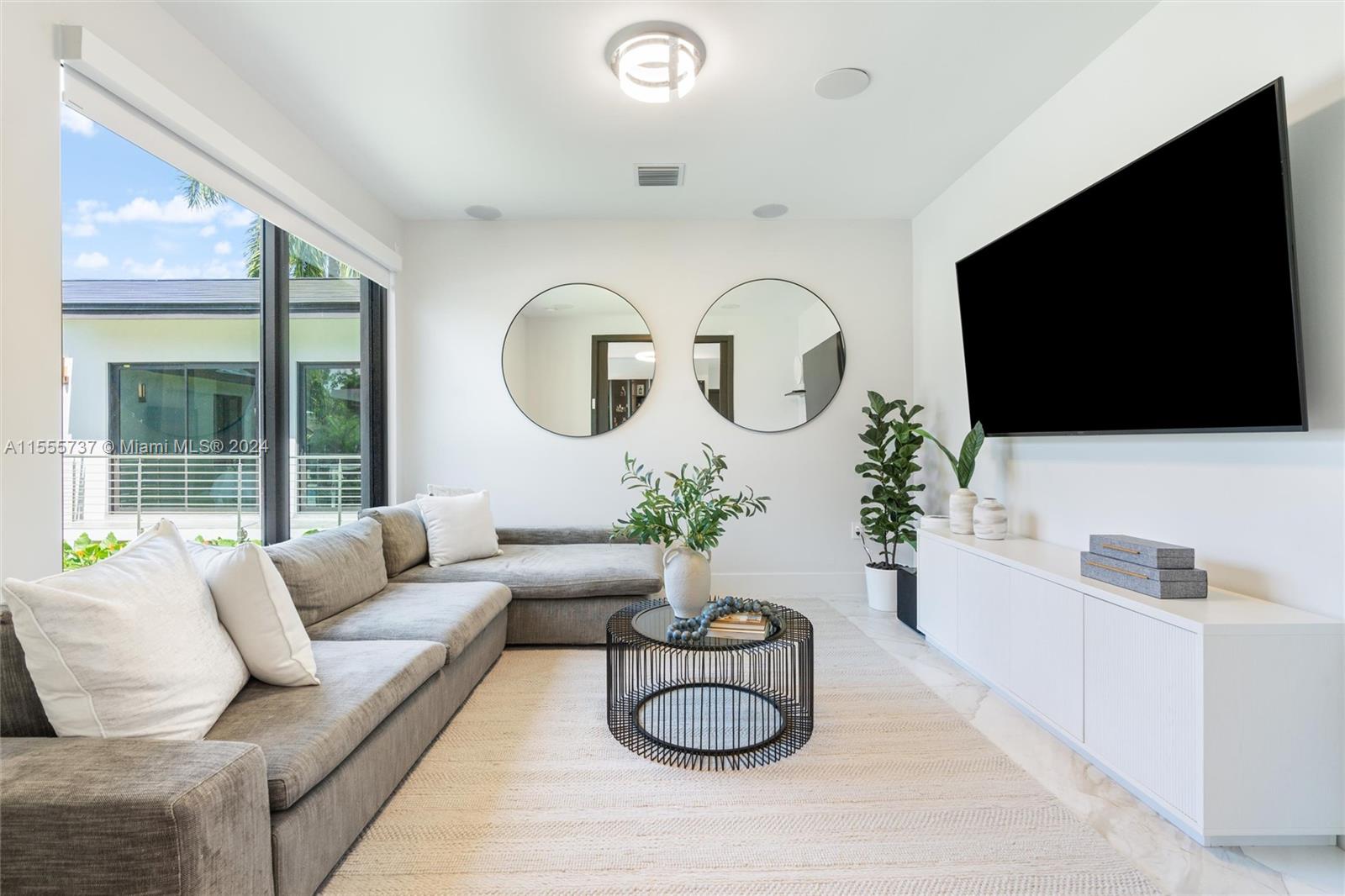 MIAMI SHORES BAY VIEW - Residential