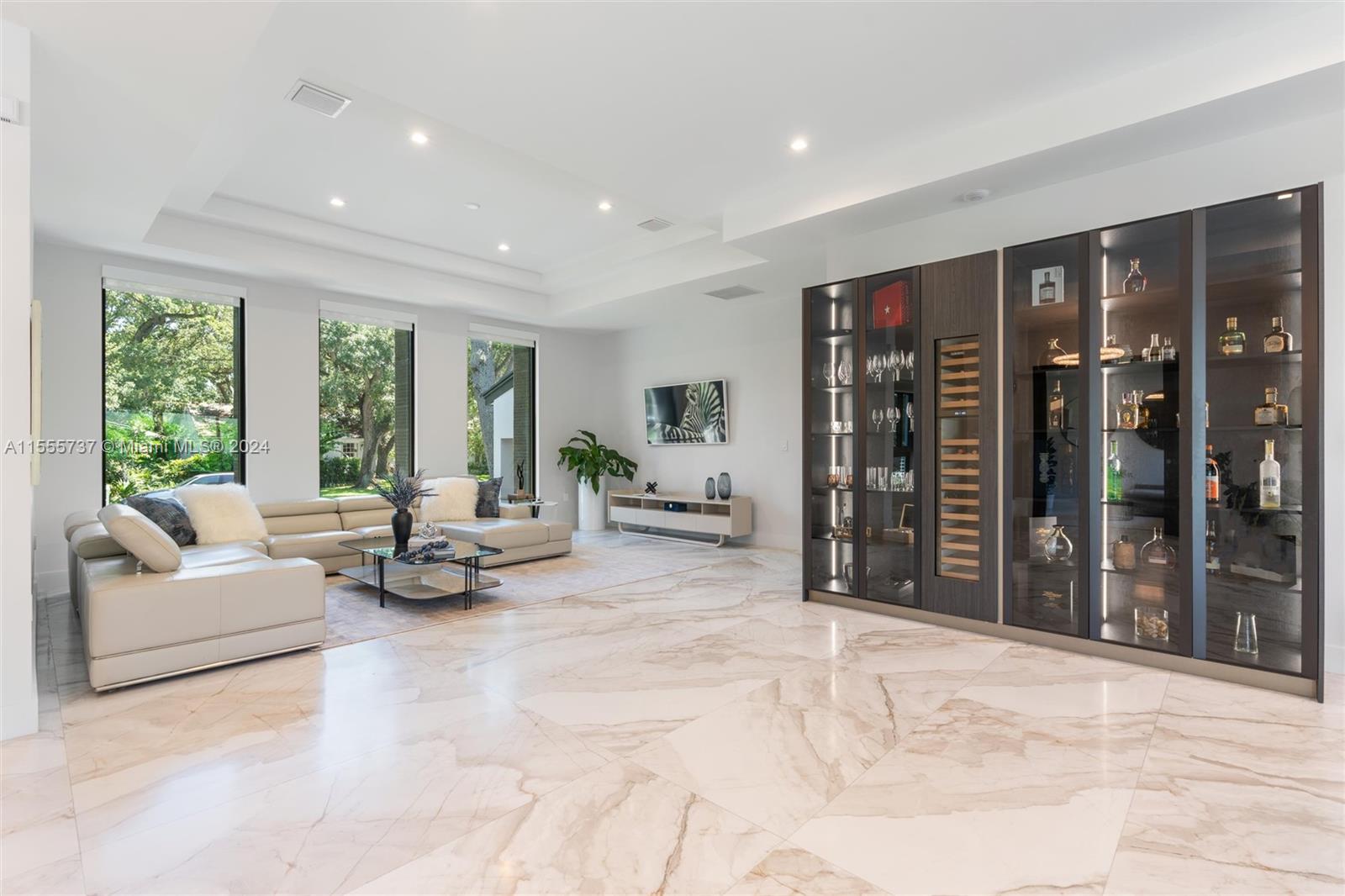 MIAMI SHORES BAY VIEW - Residential