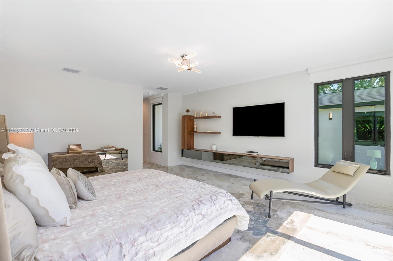 MIAMI SHORES BAY VIEW - Residential