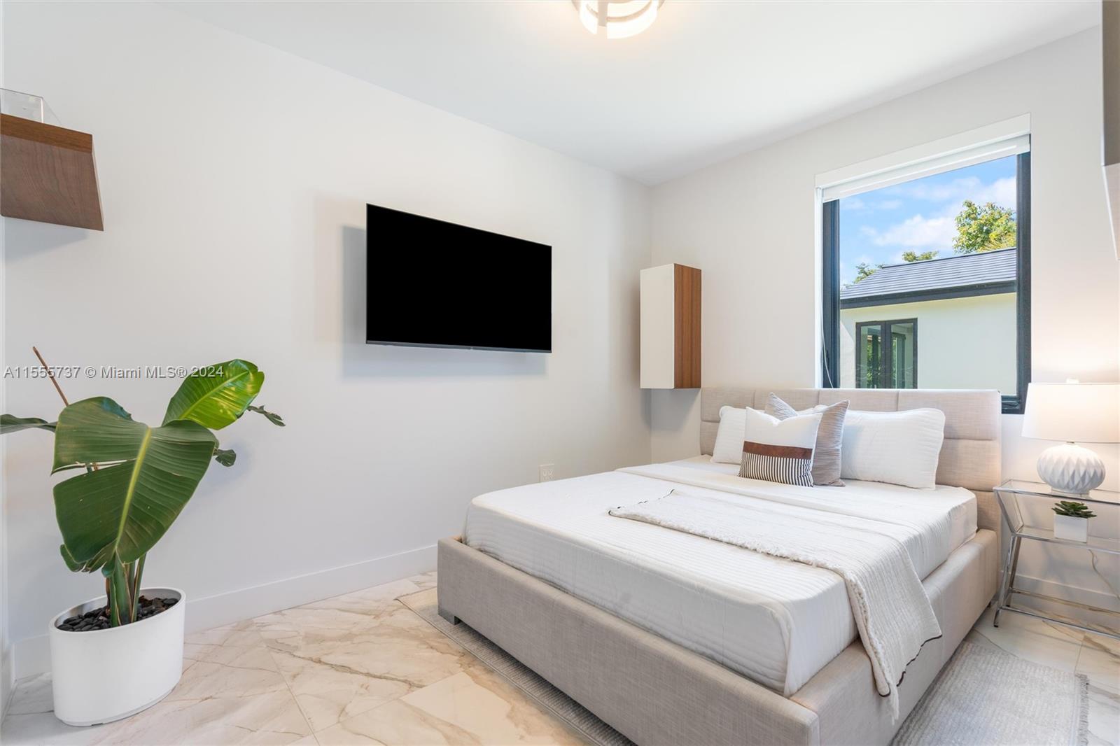 MIAMI SHORES BAY VIEW - Residential