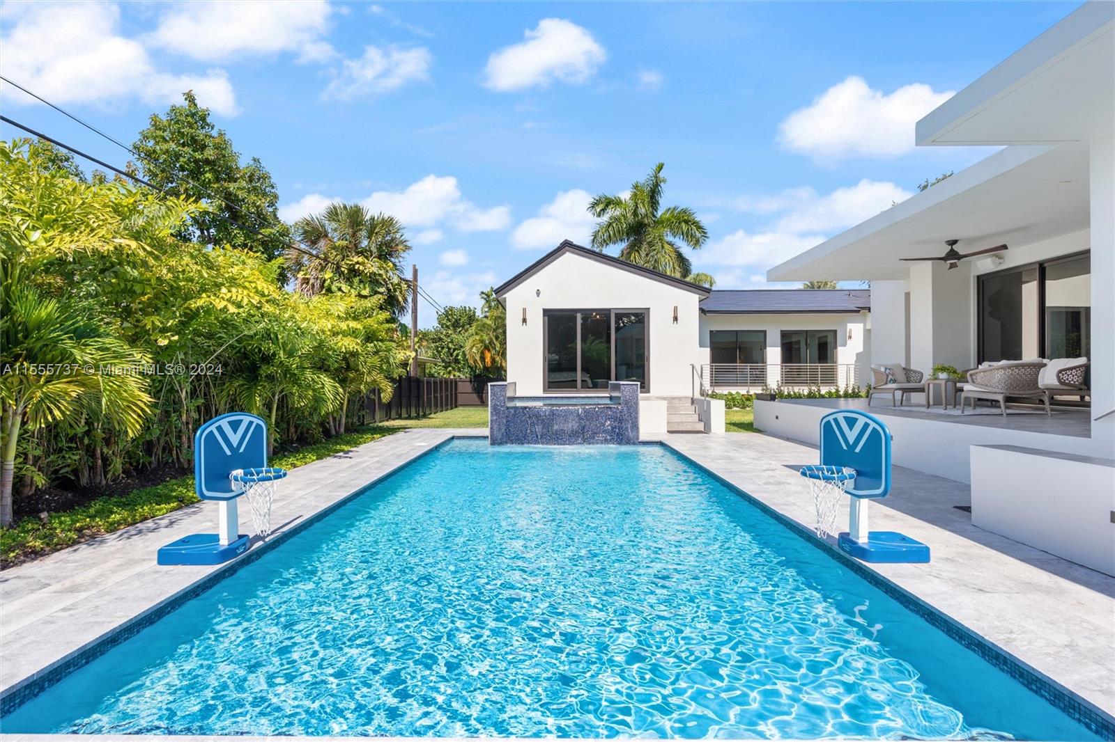 MIAMI SHORES BAY VIEW - Residential