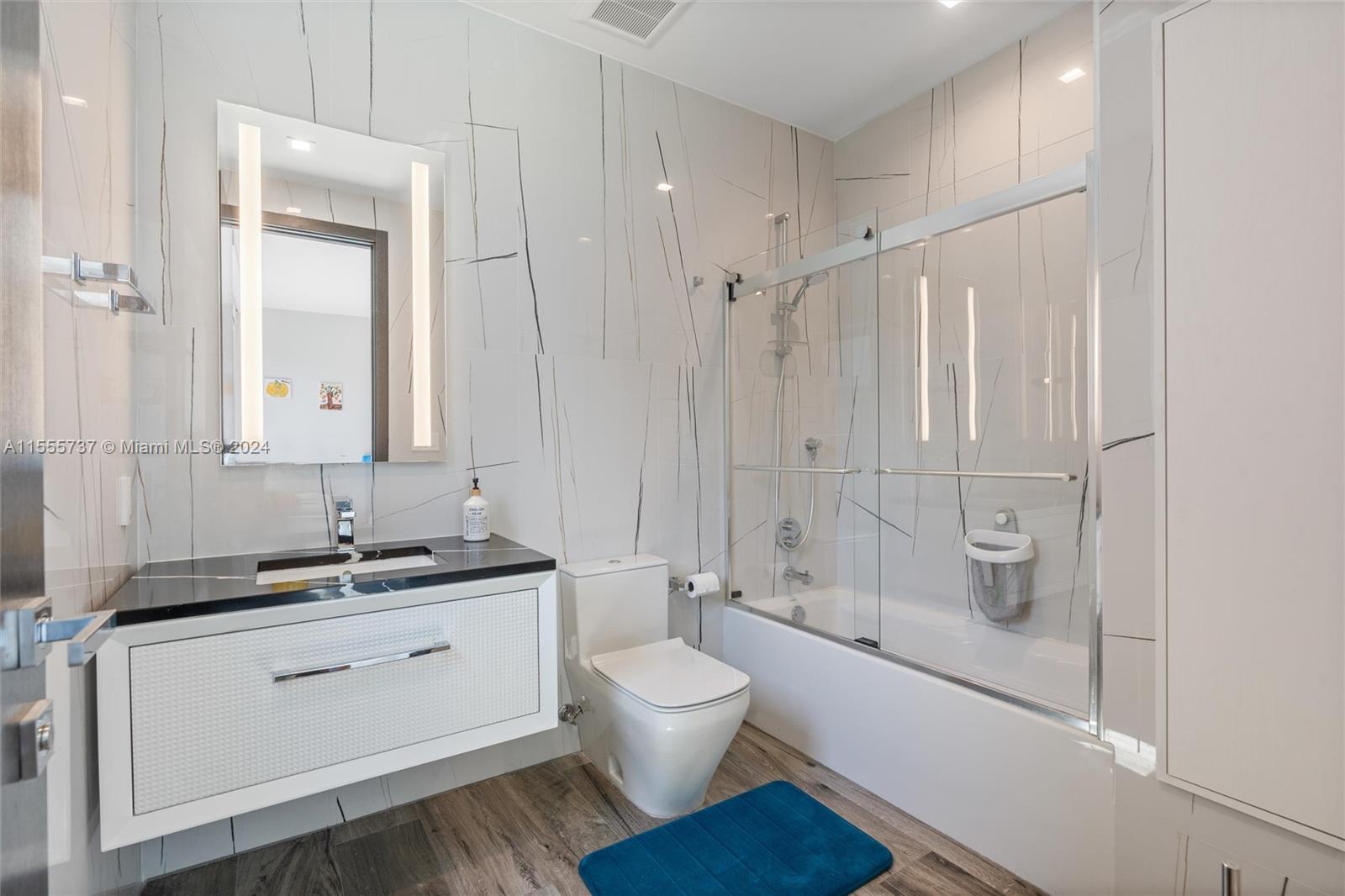 MIAMI SHORES BAY VIEW - Residential