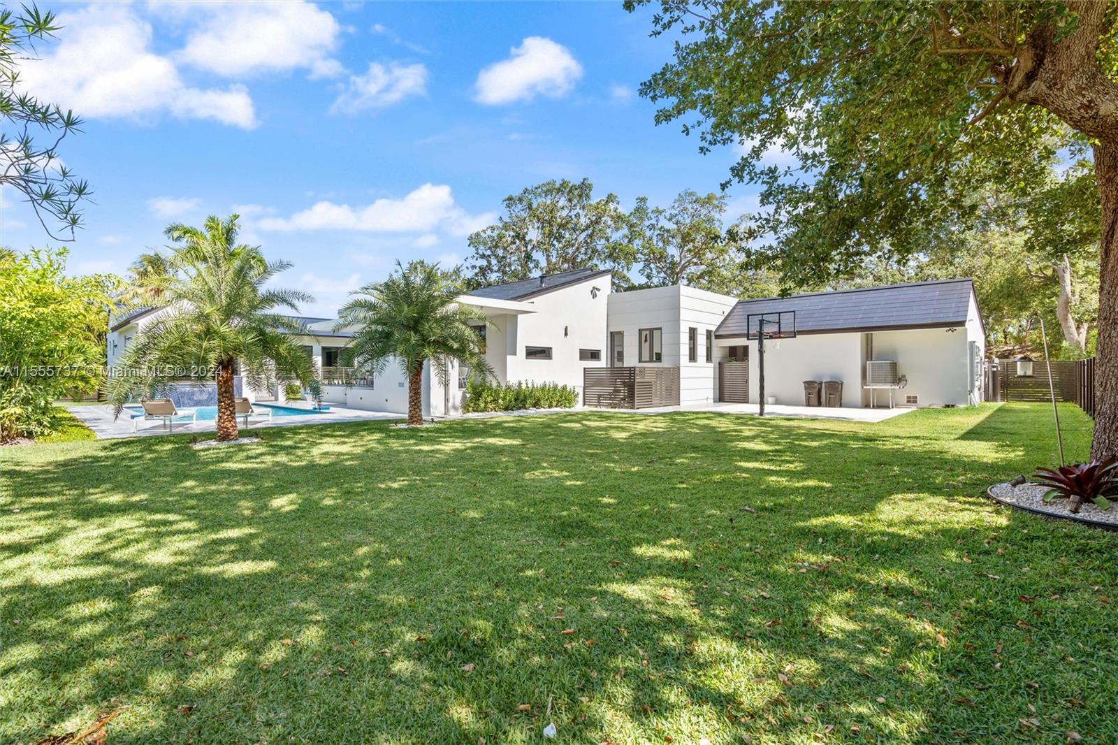 MIAMI SHORES BAY VIEW - Residential