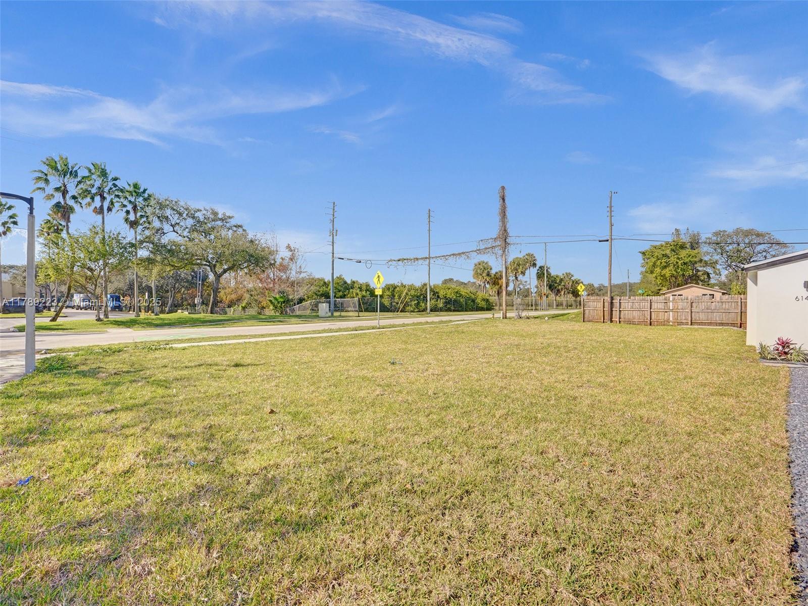 SUN LAND PARK - Residential